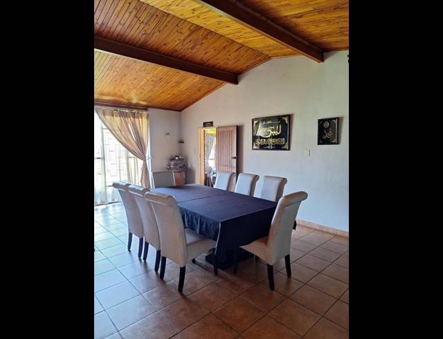 3 BEDROOM HOUSE FOR SALE IN VALHALLA